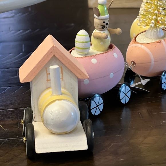 Only 1 Left❗️Easter Train - Picture 14 of 14